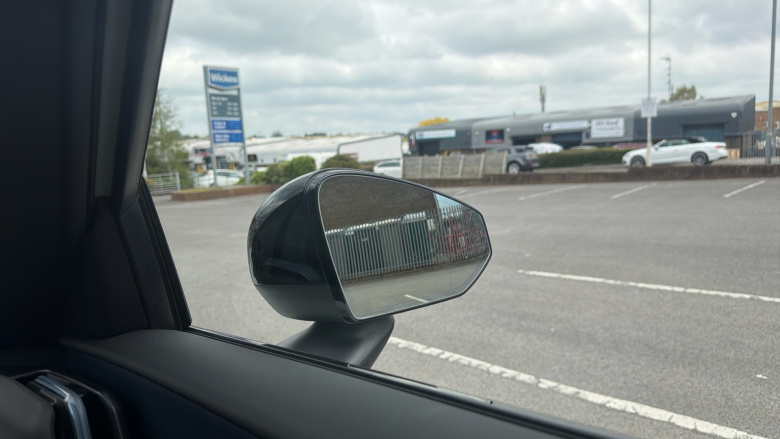 Volvo EX30 315kW Twin Motor Performance Ultra 69kWh 5dr Auto Electric Estate